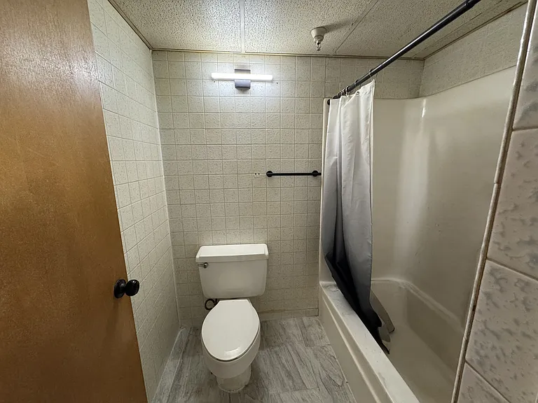 340 6th St #23 — Photo 5