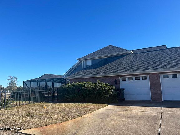 5th image of 3209 Country Club Dr