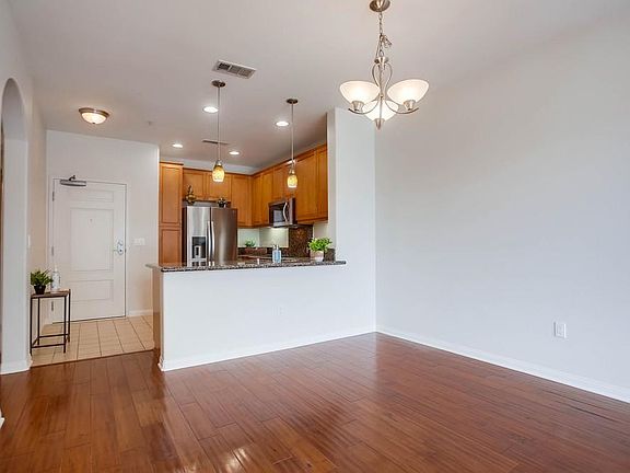 5th image of 3887 Pell Pl Floor 3
