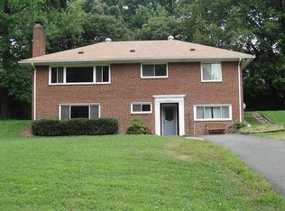 3816 Howard St, Annandale, VA 22003
