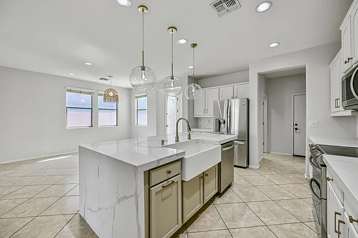 23862 W Gibson Ln — Photo 14