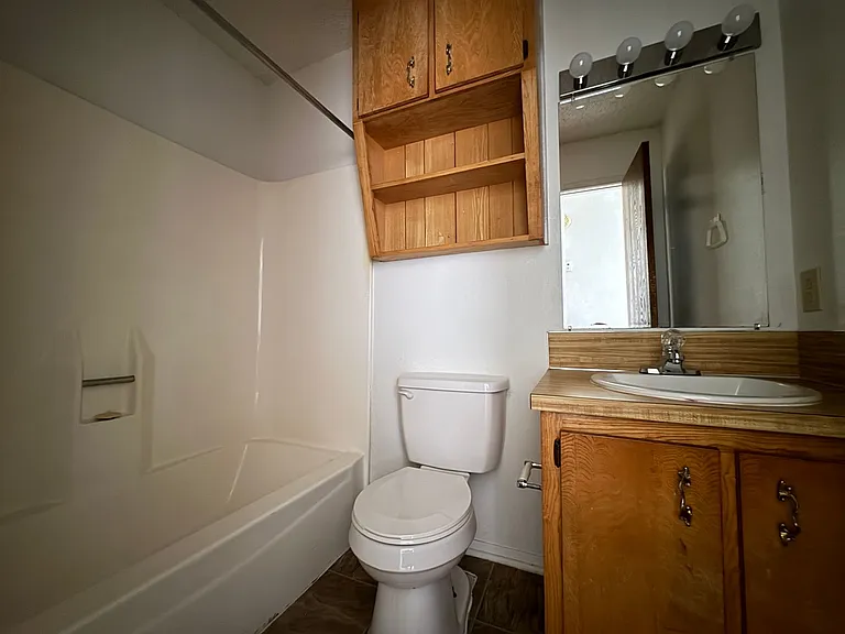 2112 Hinkle Ave — Photo 26