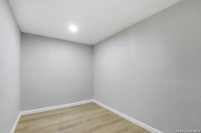 9855 Meadow Way — Photo 23