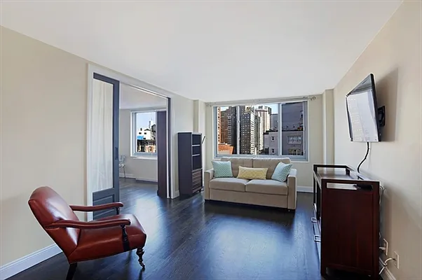 Sold by Citi Habitats | media 9