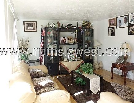 3rd image of 4027 S Acord Way