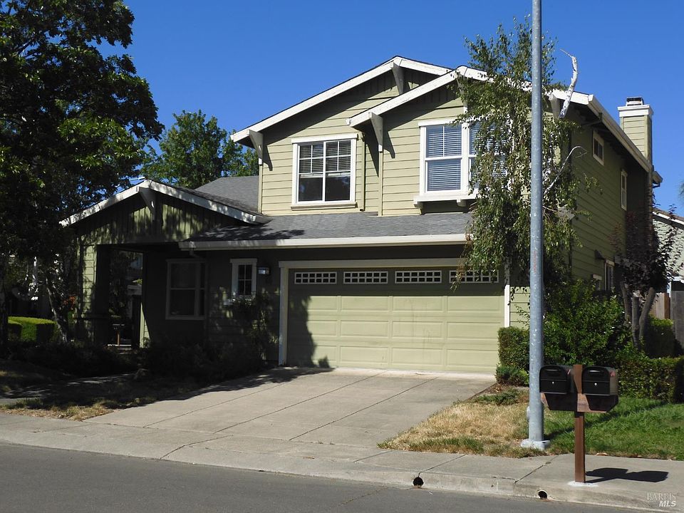 1st image of 60 Wild Rye Way