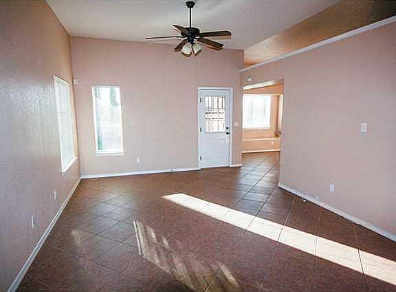 3rd image of 4565 Andrew Wiseman St