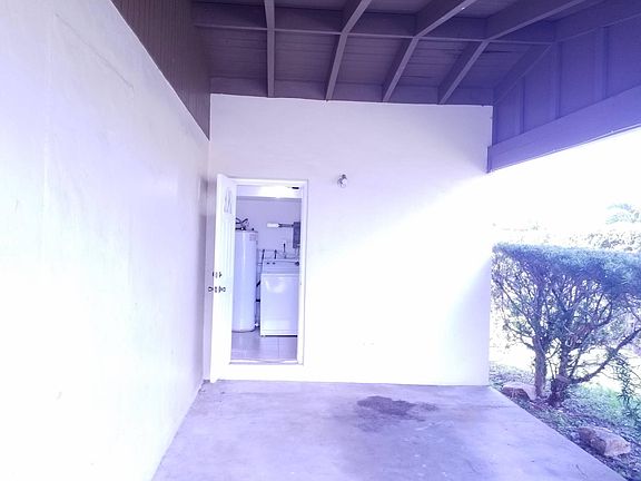 carport parking space