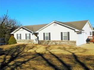9993 Township Ln, Dittmer, MO 63023