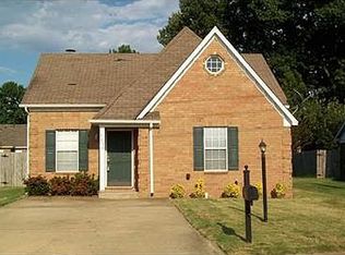 7070 Hampton Dr, Horn Lake, MS 38637