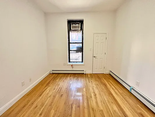 Rented by MADEHOME | media 6