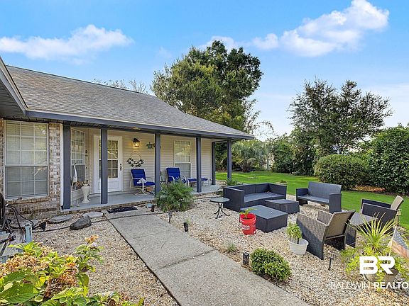 3rd image of 2585 Rosinton Cir