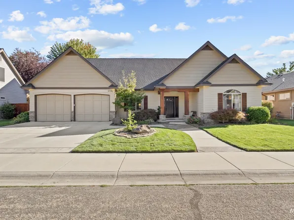 2341 E Meadowgrass St, Meridian, ID 83646