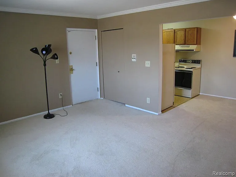 803 Plate St #207 — Photo 5