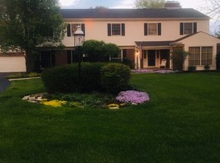 743 S Orchard Dr, Barrington, IL
