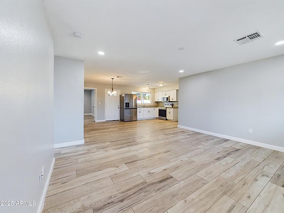 5th image of 4020 S WENDLER Drive