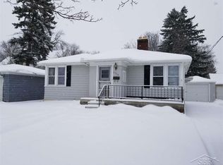 2454 Benjamin St, Saginaw, MI 48602