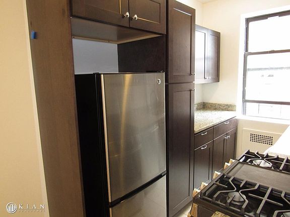 5th image of 6509 99th St APT 3S