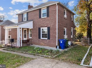 702 Dorchester Rd, Baltimore, MD 21229