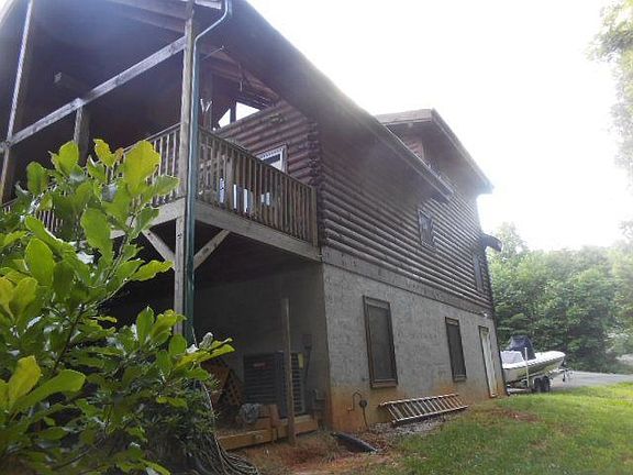 3rd image of 275 Double Eagle Dr