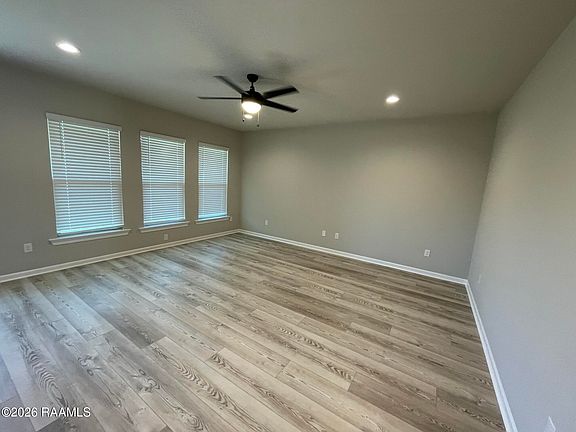 3rd image of 7389 Alley Oak Ln