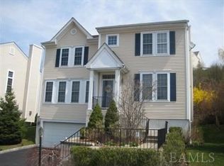 38 Bellefair Rd, Port Chester, NY 10573