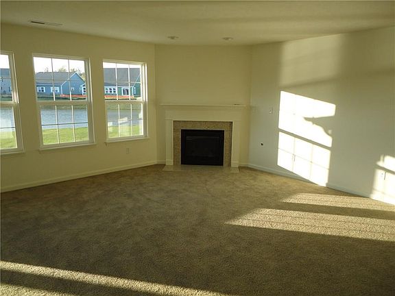 2nd image of 1858 Wedgewood Pl