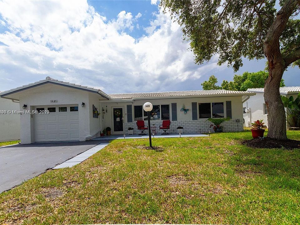 1st image of 1421 Campanelli Dr W