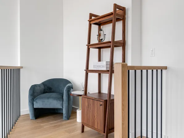 11-14 35th Avenue image 6 of 10