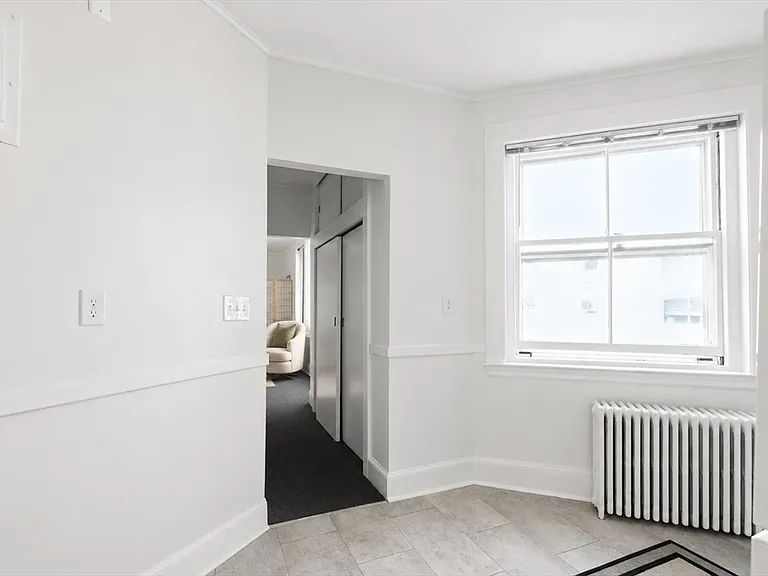 35 Lee St #11 — Photo 8