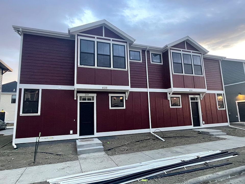 1st image of 6120 Northstead Ave #202