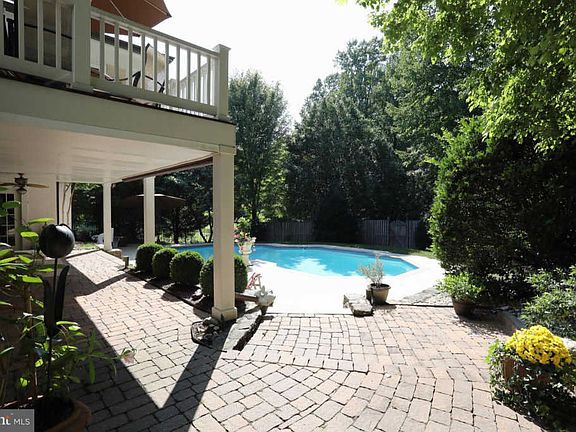 4th image of 12538 Philmont Dr