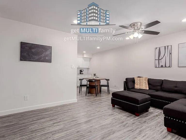 515 W Pebble Beach Dr #517 — Photo 6