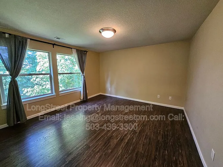 14607 SE Crystal St — Photo 24