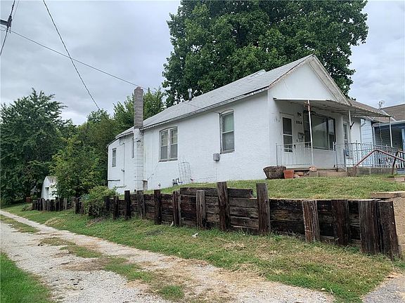 3rd image of 1014 N 18th St