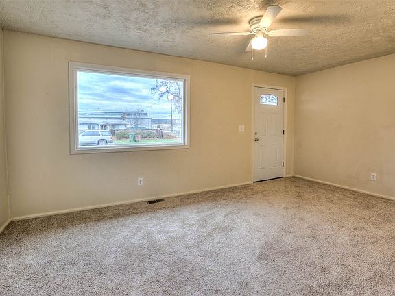 4th image of 1607 E Mallon Ave