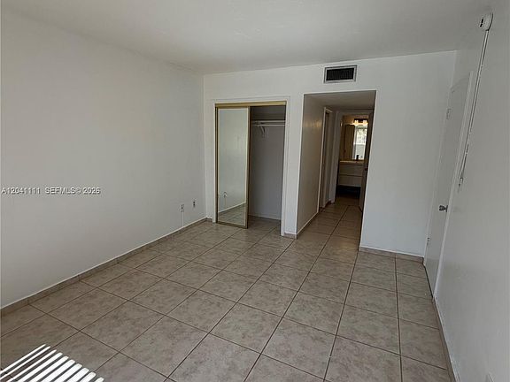 4th image of 7505 SW 82nd St APT 206