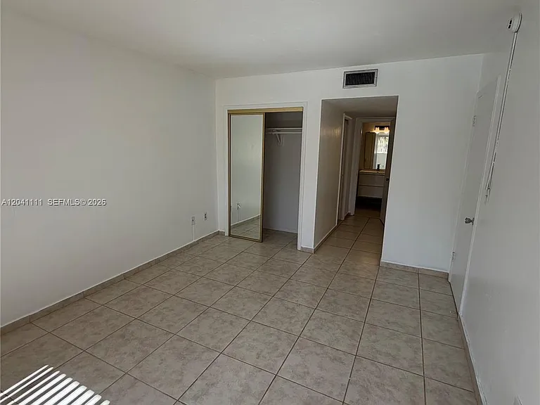 7505 SW 82nd St #206 — Photo 4