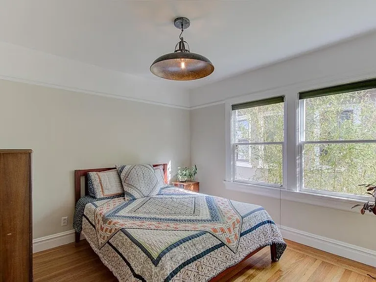365 Wawona St — Photo 18