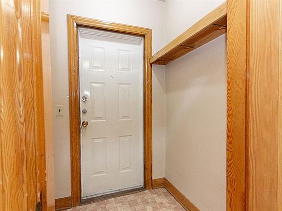 2nd image of 4917 N 46th St