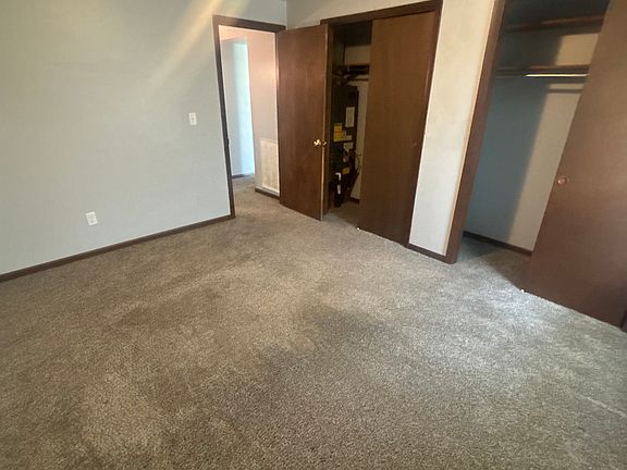 3rd image of 151 W Rosewood Ave APT 8