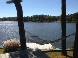 101 Hilltop Dr, Lake In The Hills, IL 60156