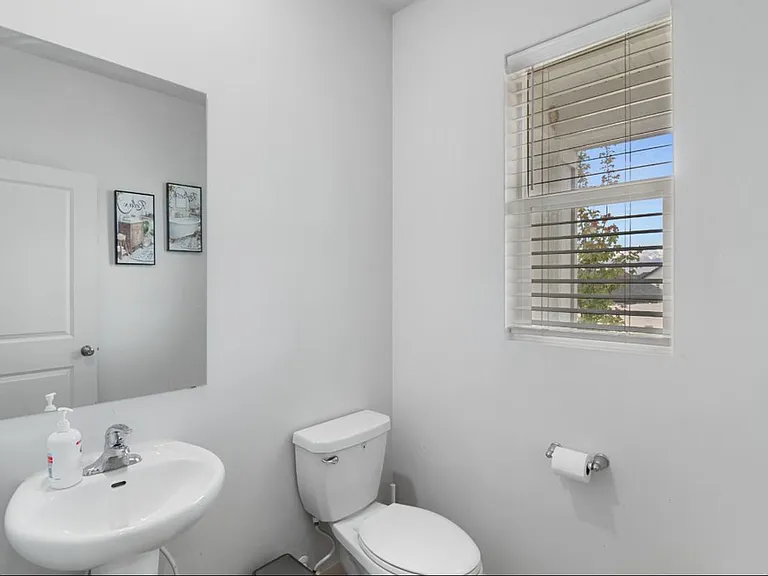 2613 N Snowberry Dr — Photo 7