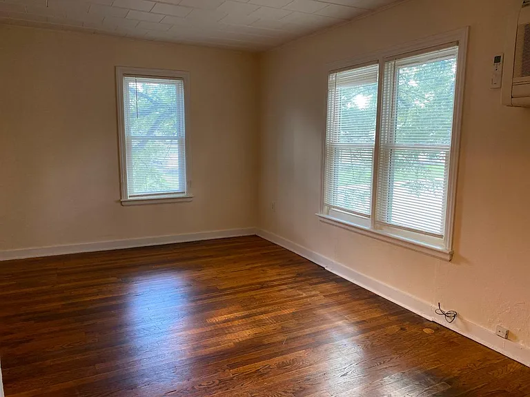 2921 Lincoln Way #4 — Photo 7
