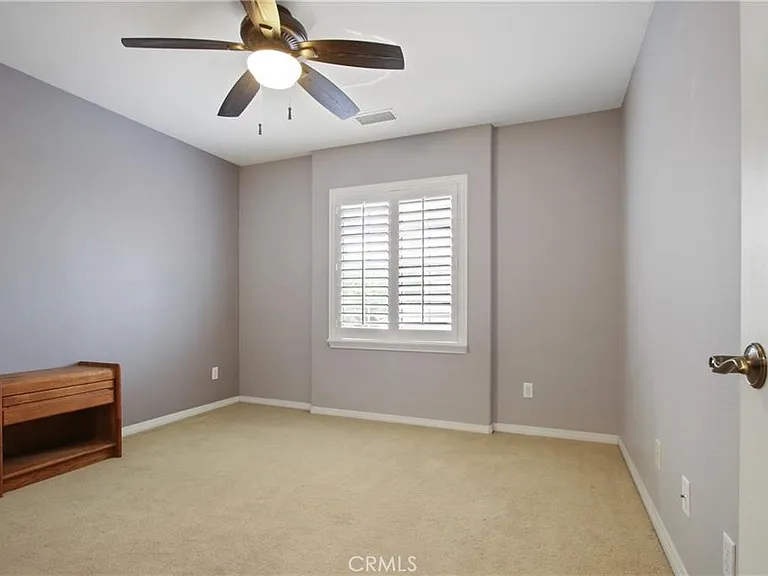 823 Canterbury Ln — Photo 27