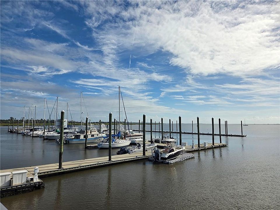 1st image of 100 Marina Dr #A3