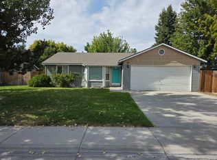 80 W Bloomington Dr, Meridian, ID 83642