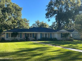504 E Monroe Ave, Greenwood, MS 38930