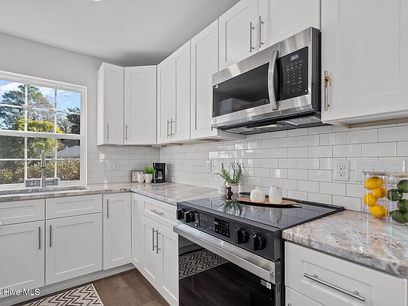 2nd image of 708 S 14th Street