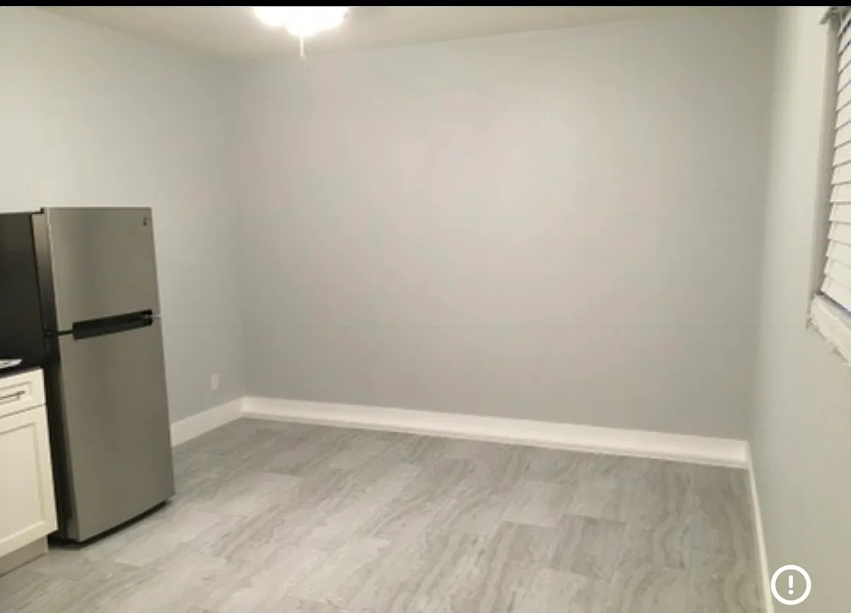Studio, 200 sqft, $1,850 — Photo 2